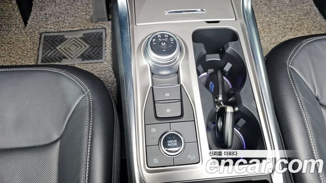 Ford Explorer (VI) 2.3 LimIted 4WD 2020 — фото 9