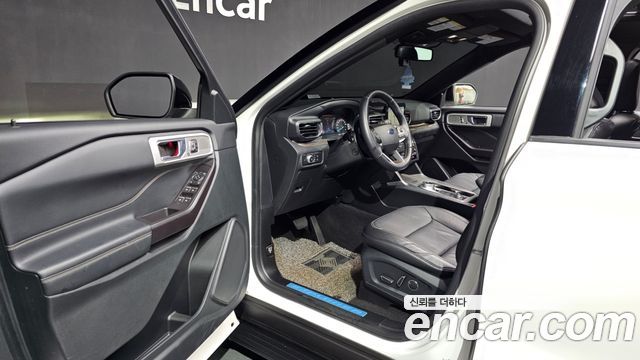Ford Explorer (VI) 2.3 LimIted 4WD 2020 — фото 10