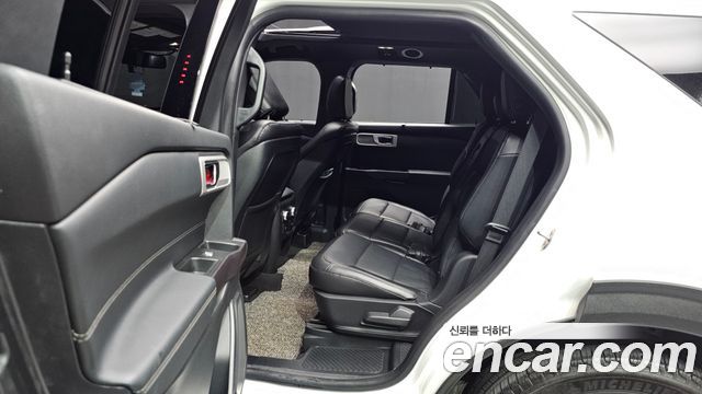 Ford Explorer (VI) 2.3 LimIted 4WD 2020 — фото 17