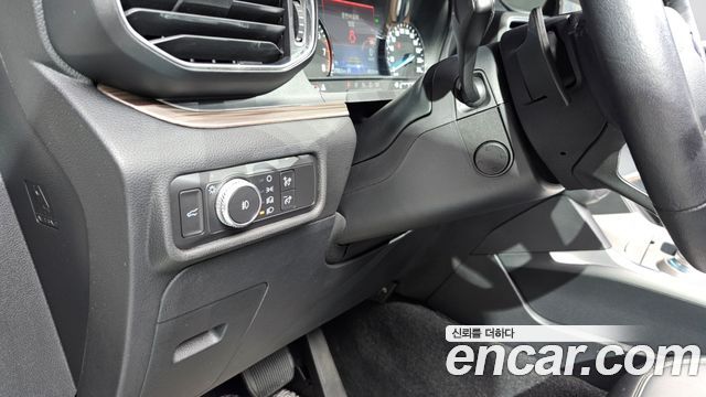 Ford Explorer (VI) 2.3 LimIted 4WD 2020 — фото 19