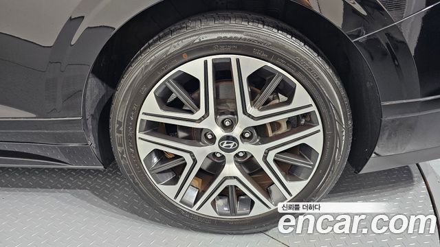 Hyundai Grandeur (GN7) 3.5 LPG 2WD Premium 2023 — фото 21