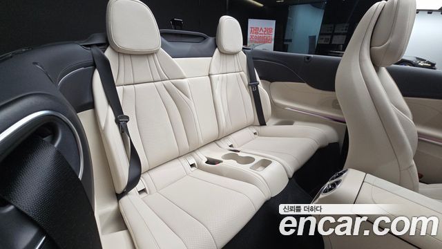 Mercedes-Benz CLE-Class (C236) CLE200 Cabriolet 2024 — фото 11