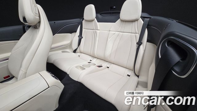 Mercedes-Benz CLE-Class (C236) CLE200 Cabriolet 2024 — фото 12