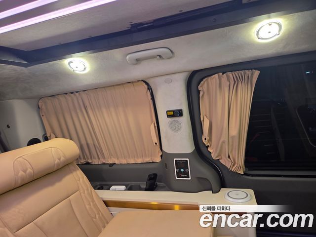 Hyundai Staria 4WD Camper Special Vehicle 2023 — фото 10