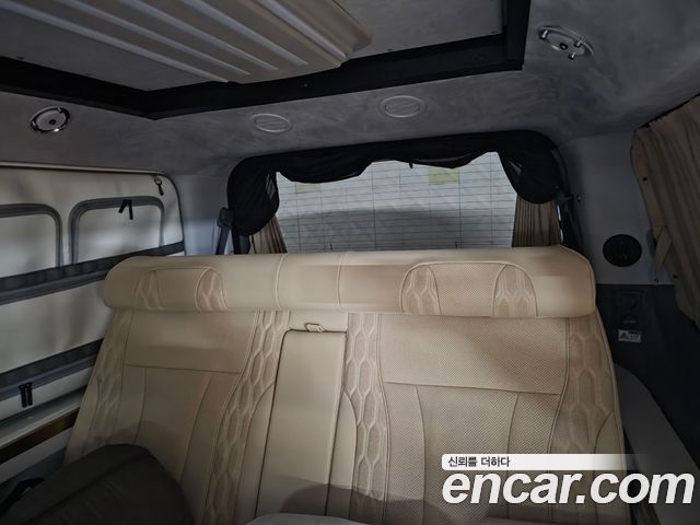 Hyundai Staria 4WD Camper Special Vehicle 2023 — фото 15