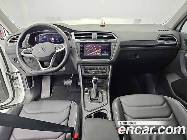Volkswagen Tiguan (II) 2.0 TDI Prestige 2023 — фото 7
