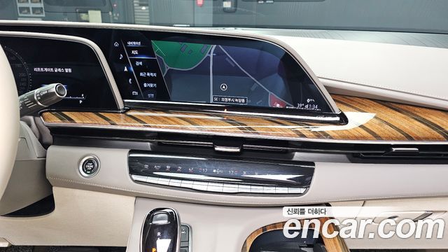 Cadillac Escalade (V) 6.2 Premium Luxury Platinum 2022 — фото 14