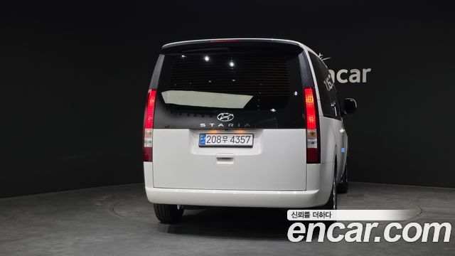 Hyundai Staria Tourer 9-Seater Modern 2023 — фото 4