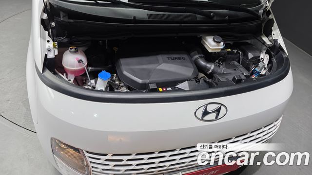 Hyundai Staria Tourer 9-Seater Modern 2023 — фото 6