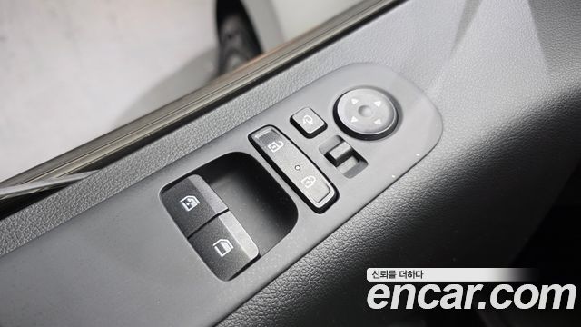 Hyundai Staria Tourer 9-Seater Modern 2023 — фото 13