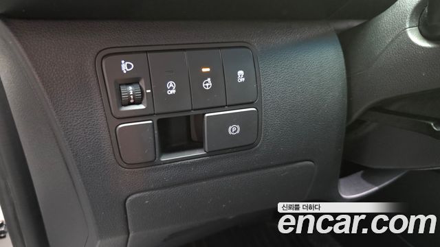 Hyundai Staria Tourer 9-Seater Modern 2023 — фото 14