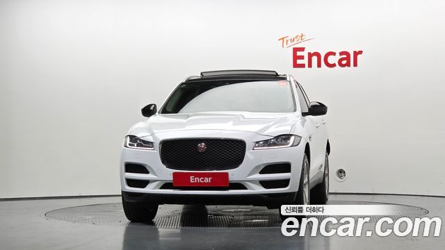Jaguar F-PACE 20d Prestige 2019 — фото 3