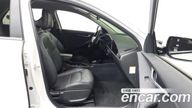 Kia Niro Prestige 2024 — фото 11