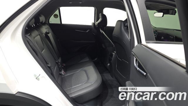 Kia Niro Prestige 2024 — фото 12