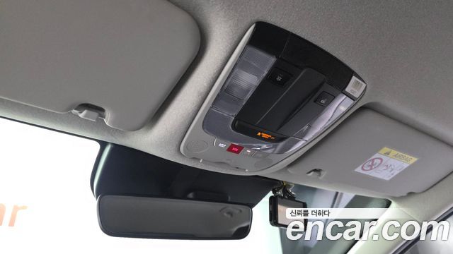 Kia Niro Prestige 2024 — фото 18