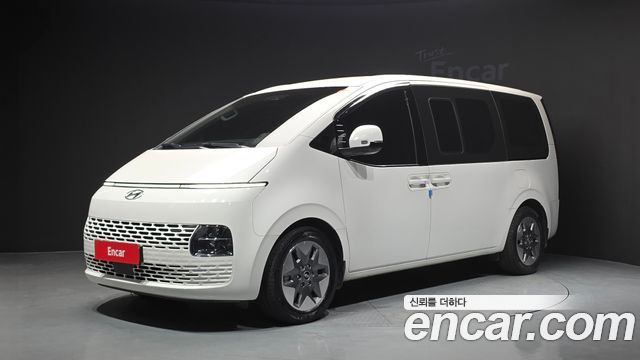 Hyundai Staria 4WD Tourer 9-Seater Modern 2023 — фото 1