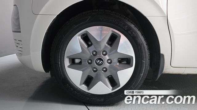 Hyundai Staria 4WD Tourer 9-Seater Modern 2023 — фото 5