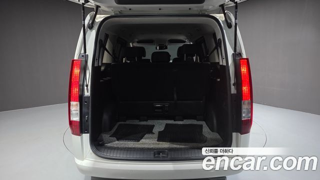 Hyundai Staria 4WD Tourer 9-Seater Modern 2023 — фото 24