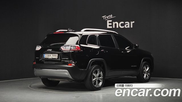 Jeep Cherokee (KL) 2.4 Limited AWD 2021 — фото 2