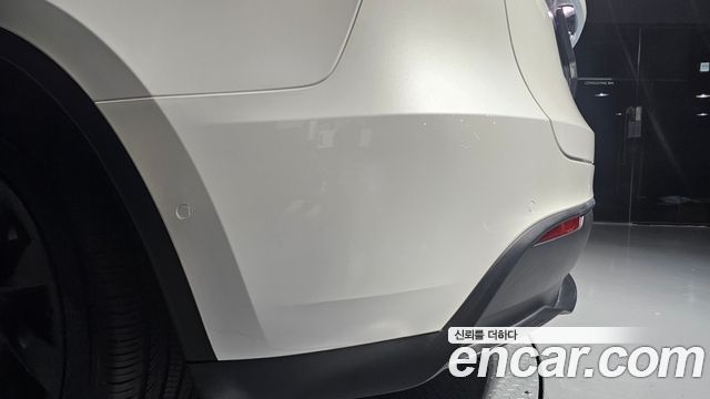 Tesla Model Y Long Range AWD 2022 — фото 45