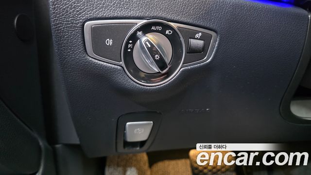 Mercedes-Benz E-Class (W213) E220d 4MATIC Exclusive 2021 — фото 15