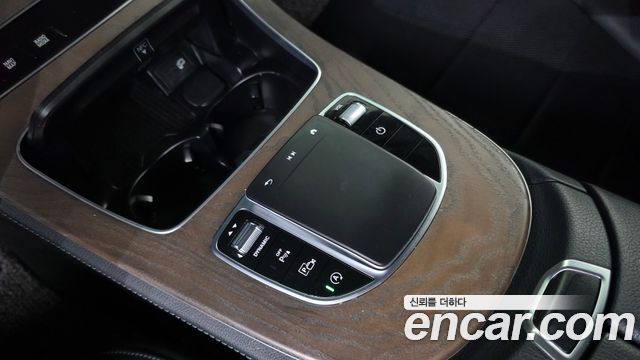 Mercedes-Benz E-Class (W213) E220d 4MATIC Exclusive 2021 — фото 18