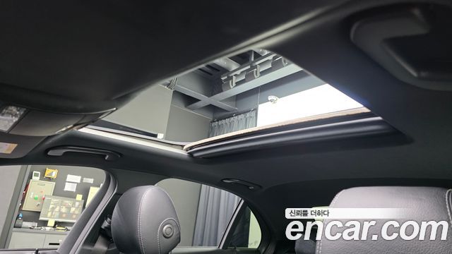 Mercedes-Benz E-Class (W213) E220d 4MATIC Exclusive 2021 — фото 29