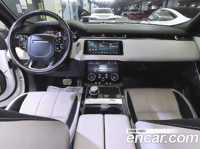 Land Rover Range Rover Velar 3.0 D300 R-Dynamic SE 2018 — фото 10