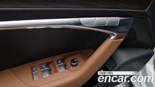 Audi A6 (C8) 45 TFSI Premium 2023 — фото 27