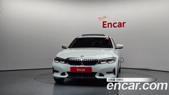 BMW 3 Series (G20) 320i Touring Luxury 2021 — фото 3