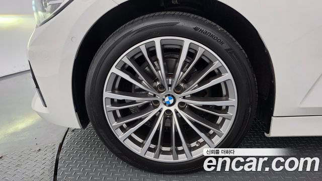 BMW 3 Series (G20) 320i Touring Luxury 2021 — фото 5