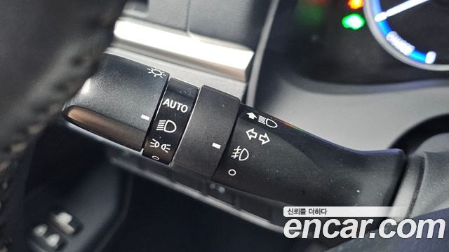 Lexus CT200h 1.8 Compact Trendy ZWA10 2013 — фото 29