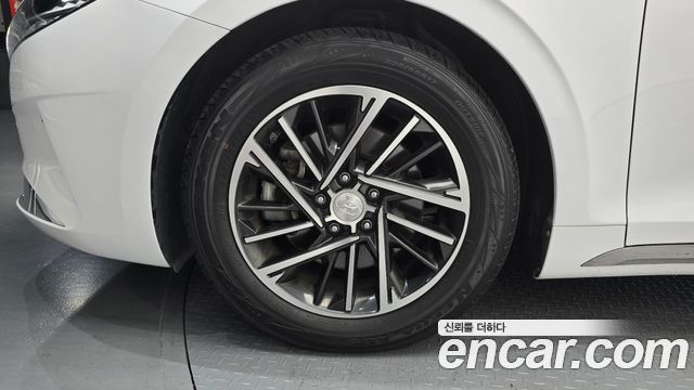 Hyundai Grandeur (IG) 3.0 LPi Rent Car Modern 2023 — фото 5
