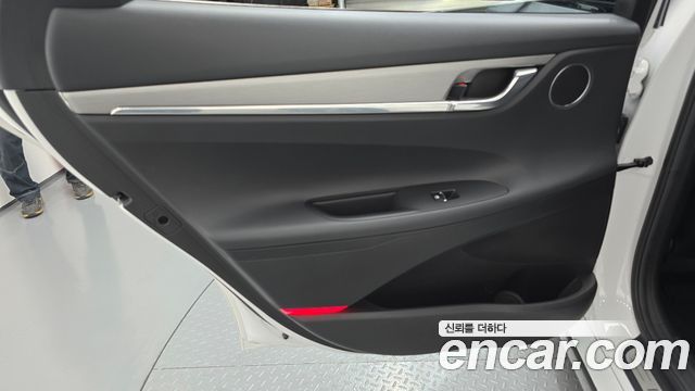 Hyundai Grandeur (IG) 3.0 LPi Rent Car Modern 2023 — фото 31