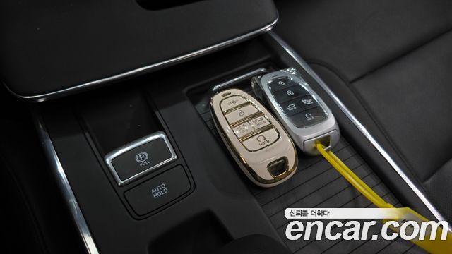 Hyundai Grandeur (IG) 3.0 LPi Rent Car Modern 2023 — фото 34