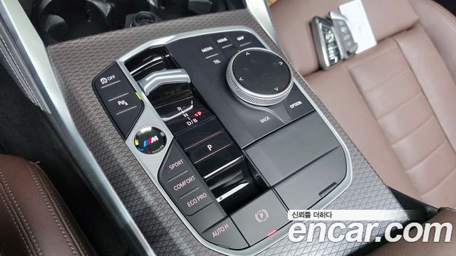 BMW i4 eDrive40 M Sports Pro 2024 — фото 9