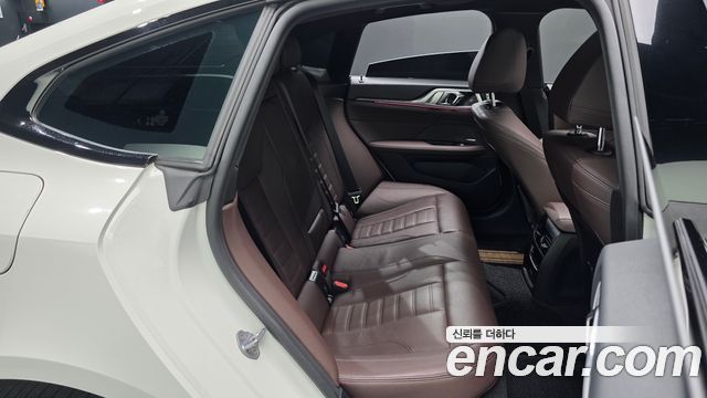 BMW i4 eDrive40 M Sports Pro 2024 — фото 11