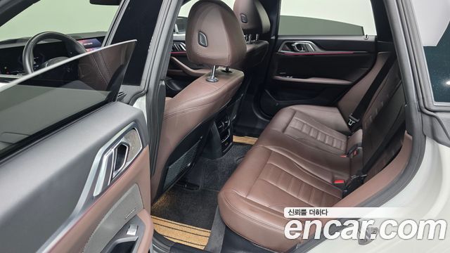 BMW i4 eDrive40 M Sports Pro 2024 — фото 12