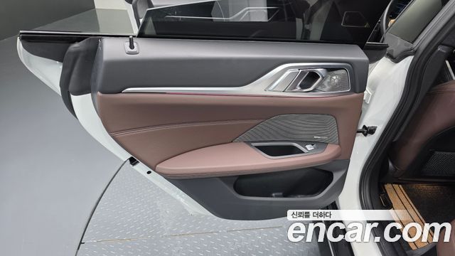 BMW i4 eDrive40 M Sports Pro 2024 — фото 25
