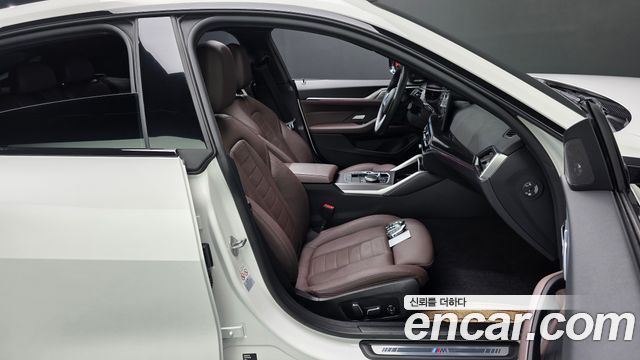 BMW i4 eDrive40 M Sports Pro 2024 — фото 26