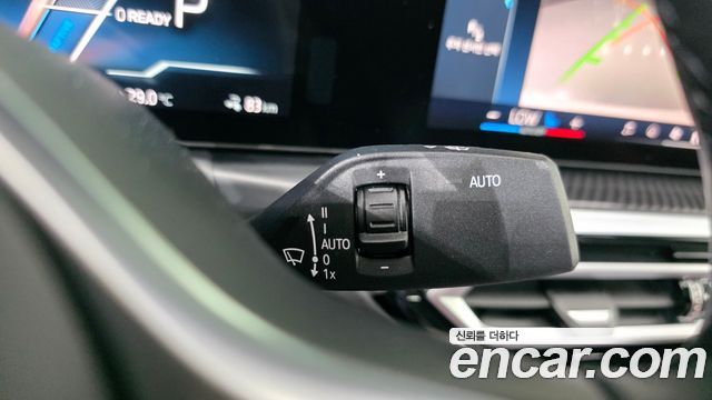 BMW i4 eDrive40 M Sports Pro 2024 — фото 27