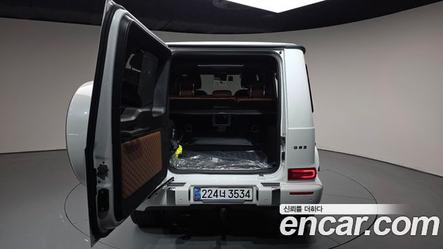 Mercedes-Benz G-Class (W463b) AMG G63 Manufaktur 2024 — фото 20