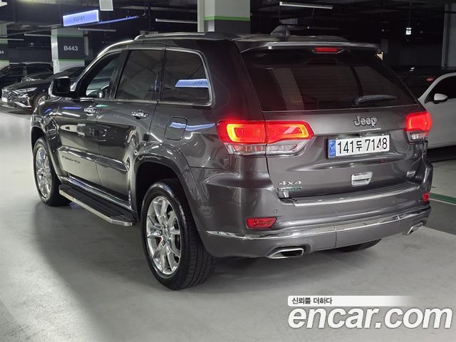 Jeep Grand Cherokee 3.0 Diesel Overland Summit WK2 2014 — фото 5