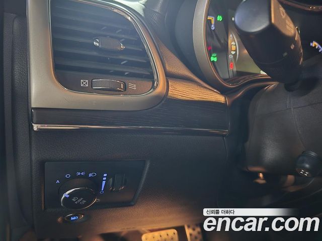 Jeep Grand Cherokee 3.0 Diesel Overland Summit WK2 2014 — фото 10