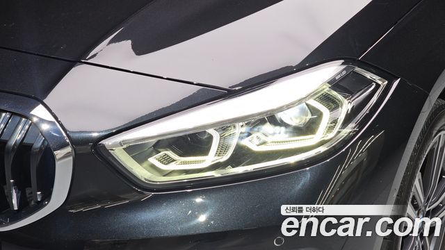 BMW 1 Series (F40) 120i Advantage 2022 — фото 22