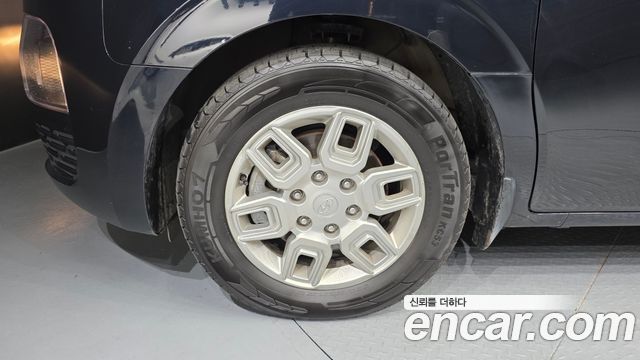 Hyundai Staria 4WD Tourer 9-Seater Modern 2022 — фото 5