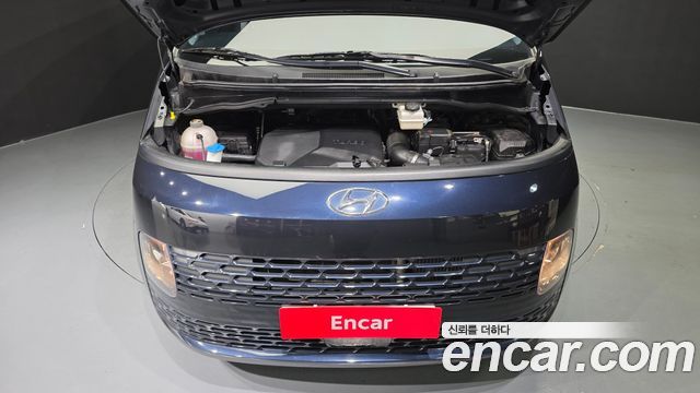 Hyundai Staria 4WD Tourer 9-Seater Modern 2022 — фото 6