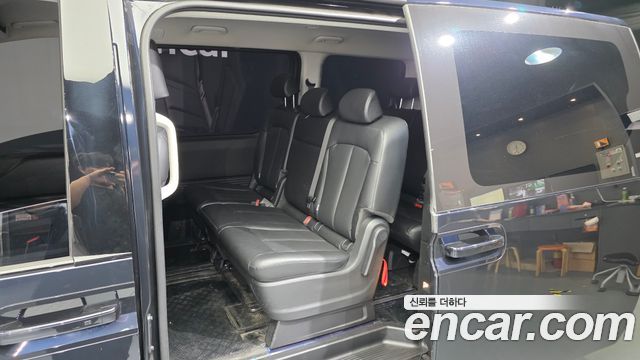 Hyundai Staria 4WD Tourer 9-Seater Modern 2022 — фото 11