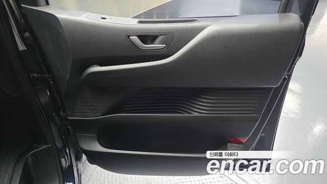 Hyundai Staria 4WD Tourer 9-Seater Modern 2022 — фото 25