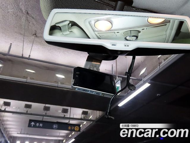 Volkswagen Tiguan 2.0 TDI  Premium 5N 2016 — фото 2